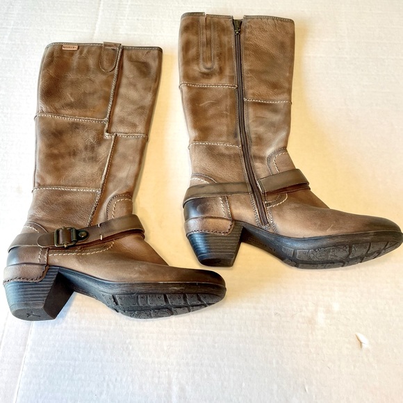- Pikolinos leather boots. - Picture 1 of 15